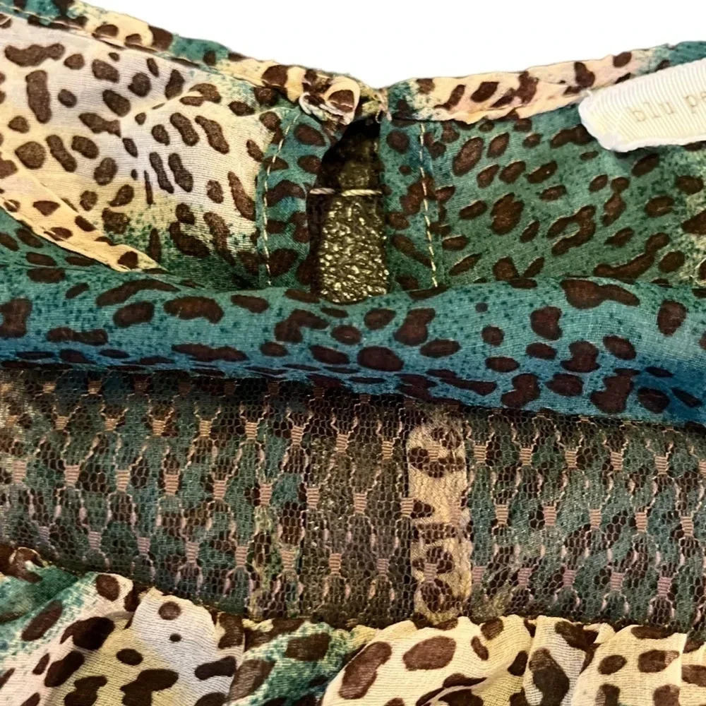 Blu Pepper Animal Print Long Sleeve Blouse | Women's S - Picture 2 of 6